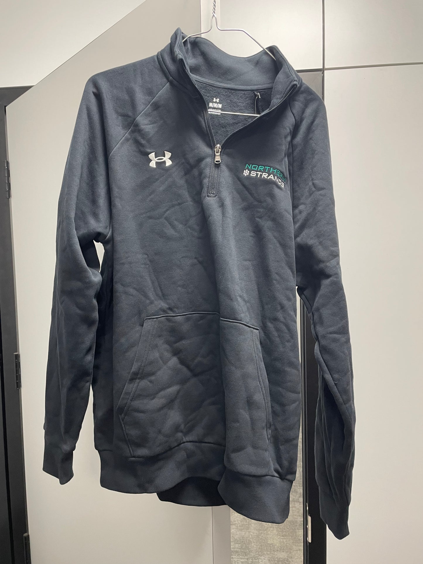 Northern Strands Under Armour 1/4 (Black)